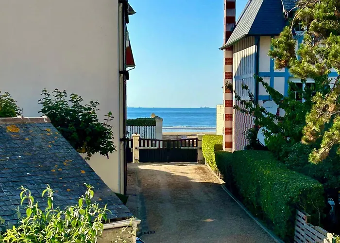 Magnifique Appartement Vue Mer A 50 M De La Plage