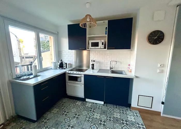 Magnifique Appartement Vue Mer A 50 M De La Plage