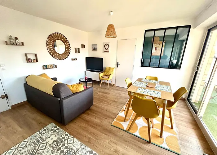 Magnifique Appartement Vue Mer A 50 M De La Plage
